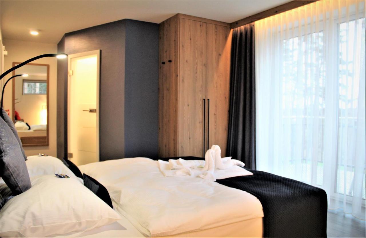 Art & Galerie Hotel Lenz Plauer See Fuenfseen Exteriör bild
