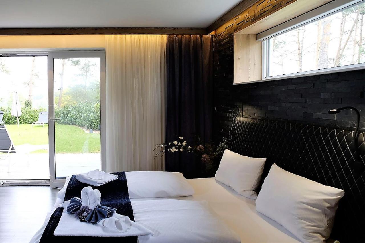 Art & Galerie Hotel Lenz Plauer See Fuenfseen Exteriör bild